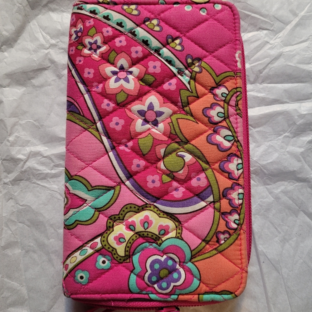 Vera Bradley zipper wallet